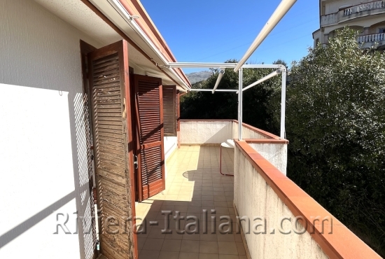 Bilocale panoramico nel centro di Scalea