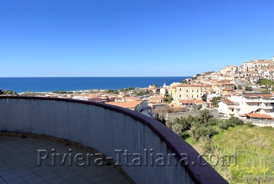 Bilocale panoramico nel centro di Scalea