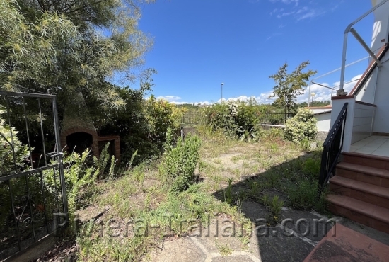 Appartamento con giardino a San Nicola Arcella