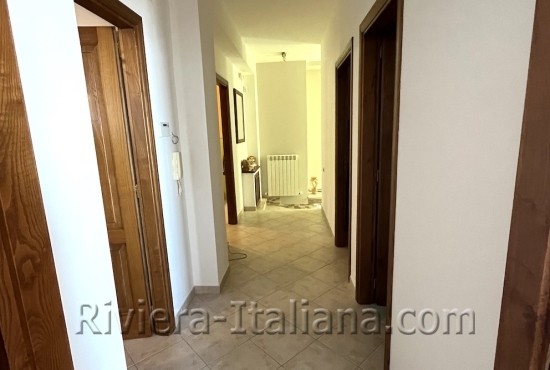 Villa con vista mare sulla costa tirrenica