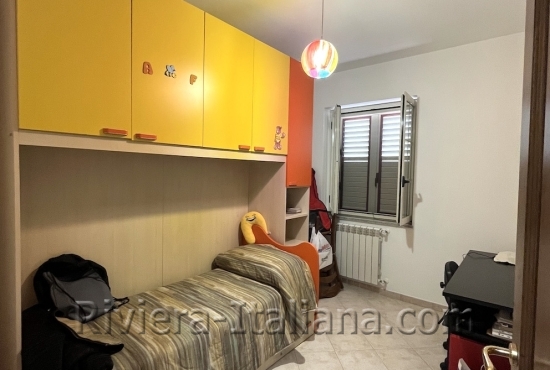 Villa con vista mare sulla costa tirrenica
