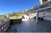 Villa con vista mare sulla costa tirrenica