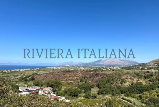 Terreni agricoli con vista mare a Cirella